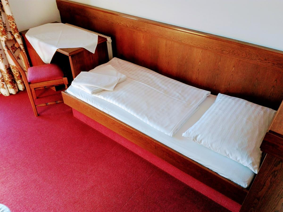 Mosers Pension Villach Eksteriør billede
